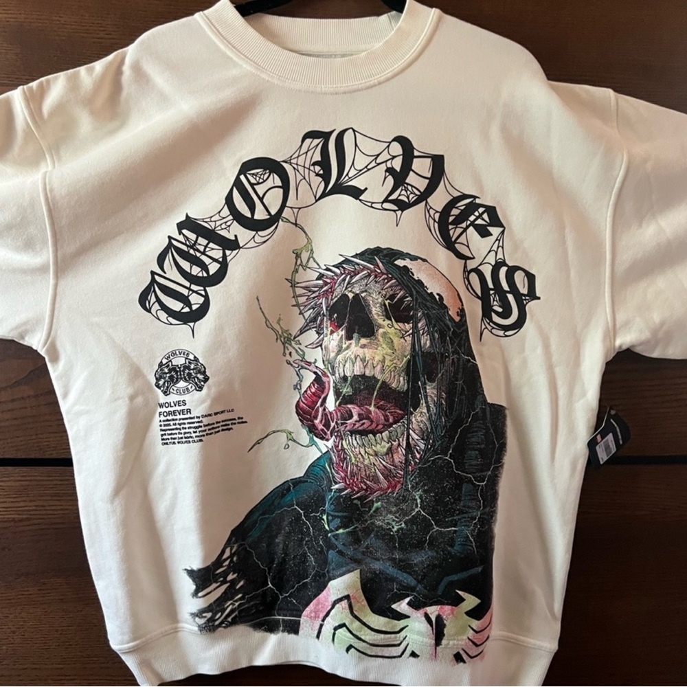 Marvel Darc sports Venom crew neck sweater size large new with tags very limited - Picture 2 of 8